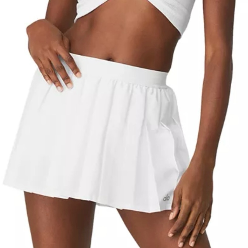 Alo white tennis skirt